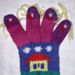Vintage Unique Wearable Art Girls Knit Fun Gloves Mittens Stitched People